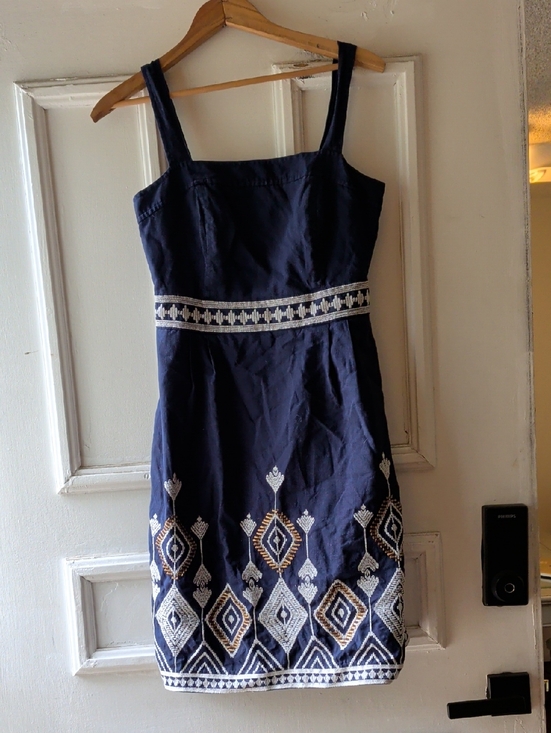 Banana Republic Dresses & Skirts - Banana Republic Navy Embroidered Mini Dress